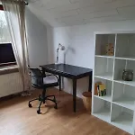 Neu! Alleweltchen Mit Balkon