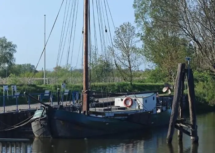 Neu! Alleweltchen Mit Balkon * Nottensdorf