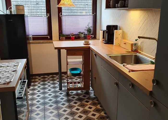 公寓 Neu! Alleweltchen Mit Balkon *